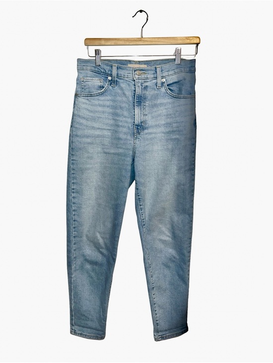 Levi's High-Rise Mom Jeans in Light Blue, Size 29 - Picture 3 of 6